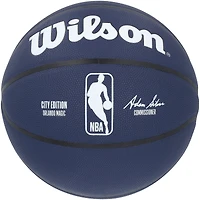 Ballon de basket-ball de collection Wilson 2023-24 City Edition dédicacé par Jalen Suggs par Orlando Magic