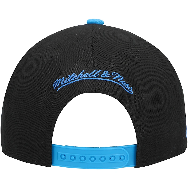 Casquette Snapback Mitchell & Ness noir/Royal Orlando Magic Side Core 2.0 pour hommes