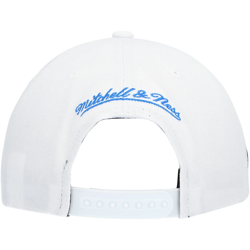 Men's Mitchell & Ness White Orlando Magic Side Core 2.0 Snapback Hat