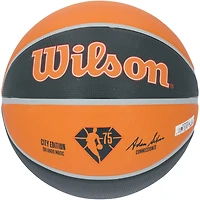 Ballon de basket standard Wilson City Edition dédicacé par Paolo Banchero, Orlando Magic, avec inscription « 2022 #1 Pick »