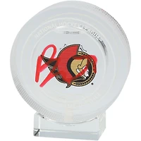 Rondelle de cristal autographiée par Brady Tkachuk des Sénateurs d'Ottawa - Remplie de glace de la saison 2024-2025