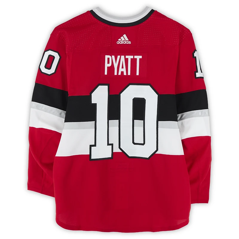 Maillot rouge adidas n° 10 des Sénateurs d'Ottawa porté par Tom Pyatt lors de l'entraînement contre les Canadiens de Montréal le 16 décembre 2017 - Classique NHL100 - Porté pendant l'échauffement