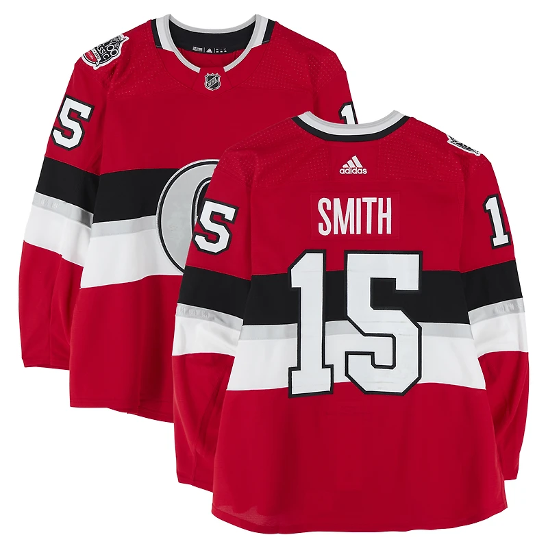 Maillot rouge adidas n° 15 de Zack Smith, porté à l'entraînement lors du match contre les Canadiens de Montréal le 16 décembre 2017 - Classique NHL100 - Porté pendant l'échauffement