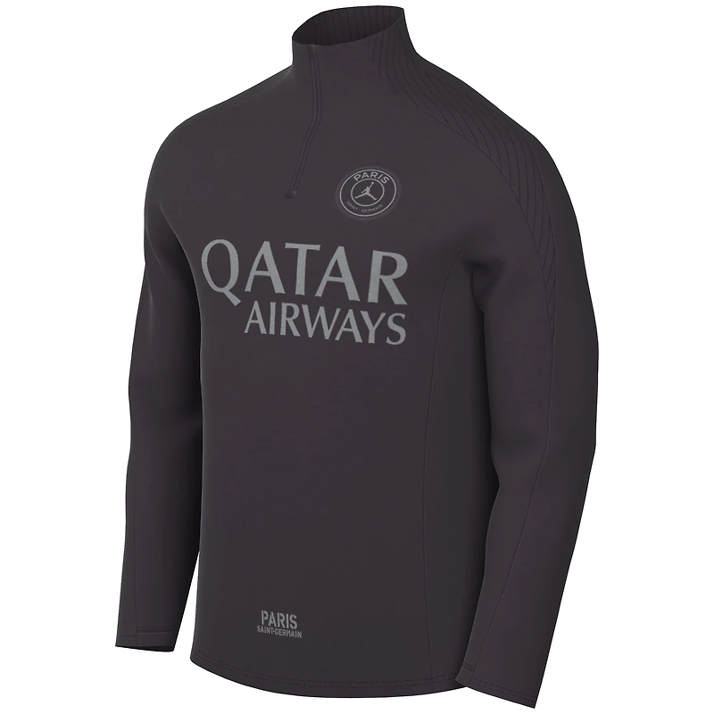 Haut Nike Dri-FIT à manches longues et fermeture éclair quart de zip pour homme, Paris Saint-Germain, couleur anthracite.
