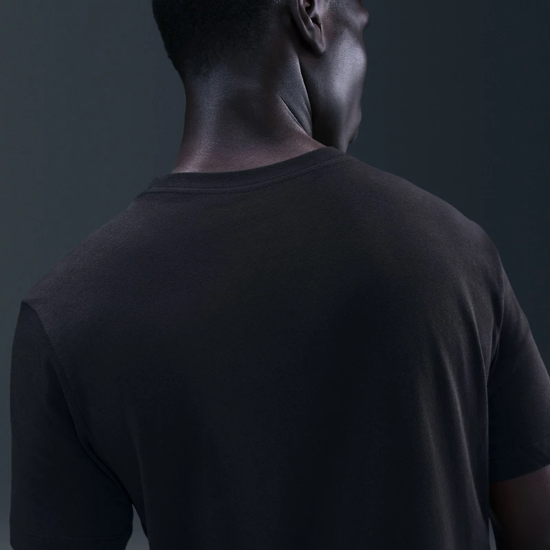 T-shirt Nike noir avec écusson du Paris Saint-Germain pour homme