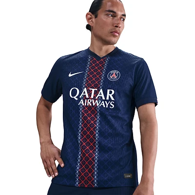 Maillot Nike bleu marine Paris Saint-Germain 2025/26 Domicile Authentique pour Homme