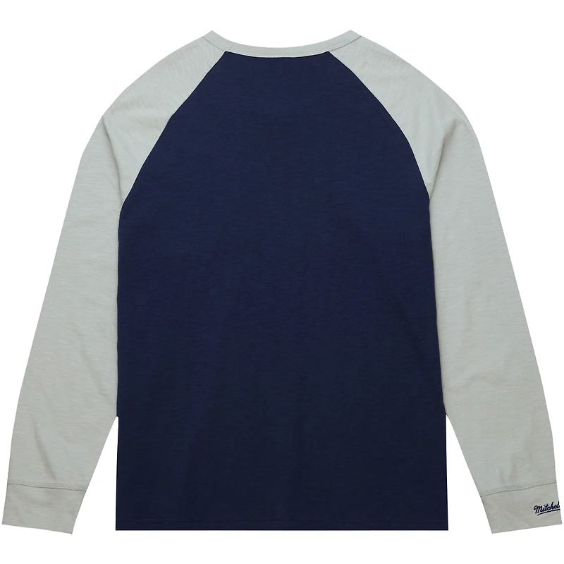 T-shirt à manches longues raglan flammé légendaire Mitchell & Ness Penn State Nittany Lions pour hommes bleu marine