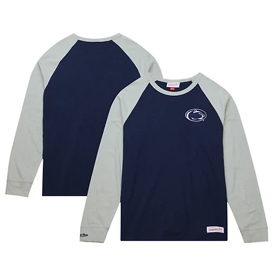 T-shirt à manches longues raglan flammé légendaire Mitchell & Ness Penn State Nittany Lions pour hommes bleu marine