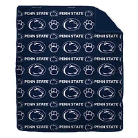 Couverture en fausse fourrure Pegasus Penn State Nittany Lions ton sur ton 60" x 70"