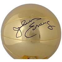 Réplique du trophée Larry O'Brien, champion des finales NBA, autographiée par Julius Erving des Philadelphia 76ers, avec plaque sublimée