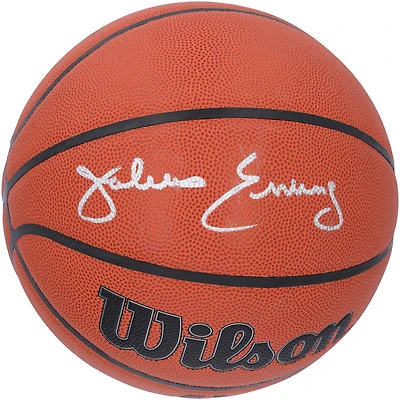 Ballon de basket-ball d'intérieur/extérieur Wilson Authentic Series autographié par Julius Erving des Philadelphia 76ers