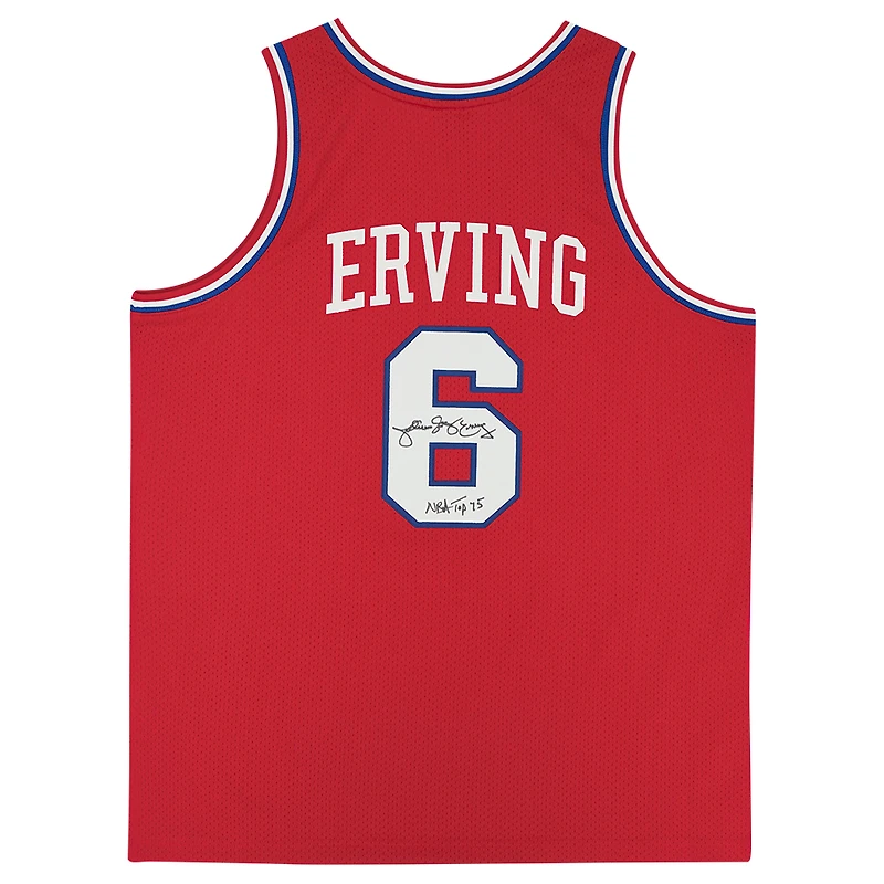 Maillot authentique autographié Mitchell & Ness 1982-83 des Philadelphia 76ers de Julius Erving avec inscription « NBA Top 75 »