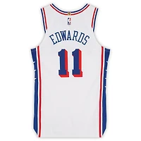 Maillot blanc Nike porté par Justin Edwards (Philadelphia 76ers) lors du match n° 11 contre les Boston Celtics le avril 2026