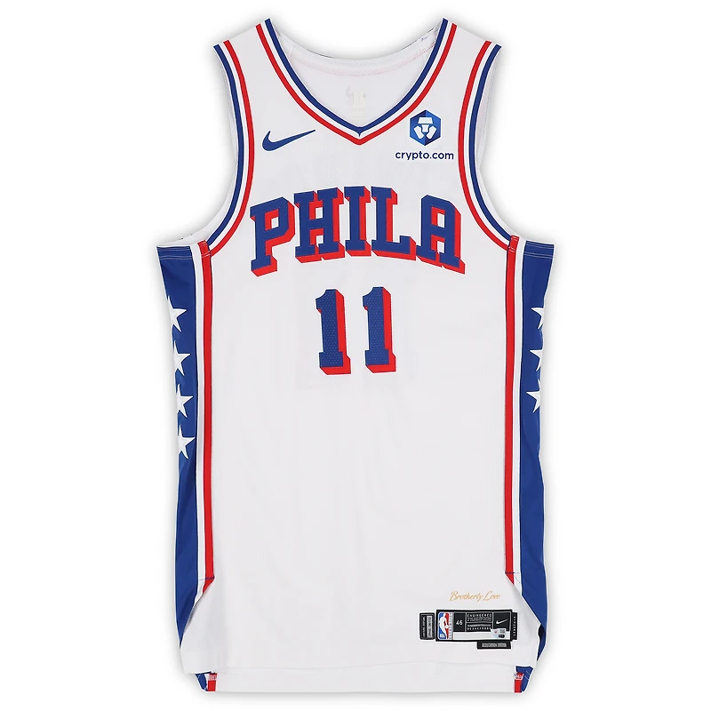 Maillot blanc Nike porté par Justin Edwards (Philadelphia 76ers) lors du match n° 11 contre les Boston Celtics le avril 2026