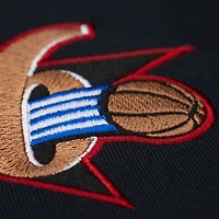 T-shirt Mitchell & Ness Allen Iverson noir pour homme Philadelphia 76ers Hardwood Classics NBA Legends