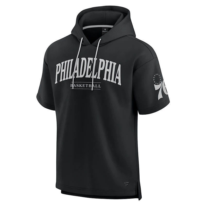 Sweat à capuche manches courtes Fanatics pour hommes Philadelphia 76ers Elements Ready noir