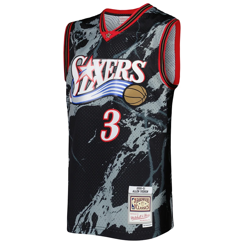 Maillot Swingman en marbre Mitchell & Ness Allen Iverson pour hommes Philadelphia 76ers 2000/01 Hardwood Classics