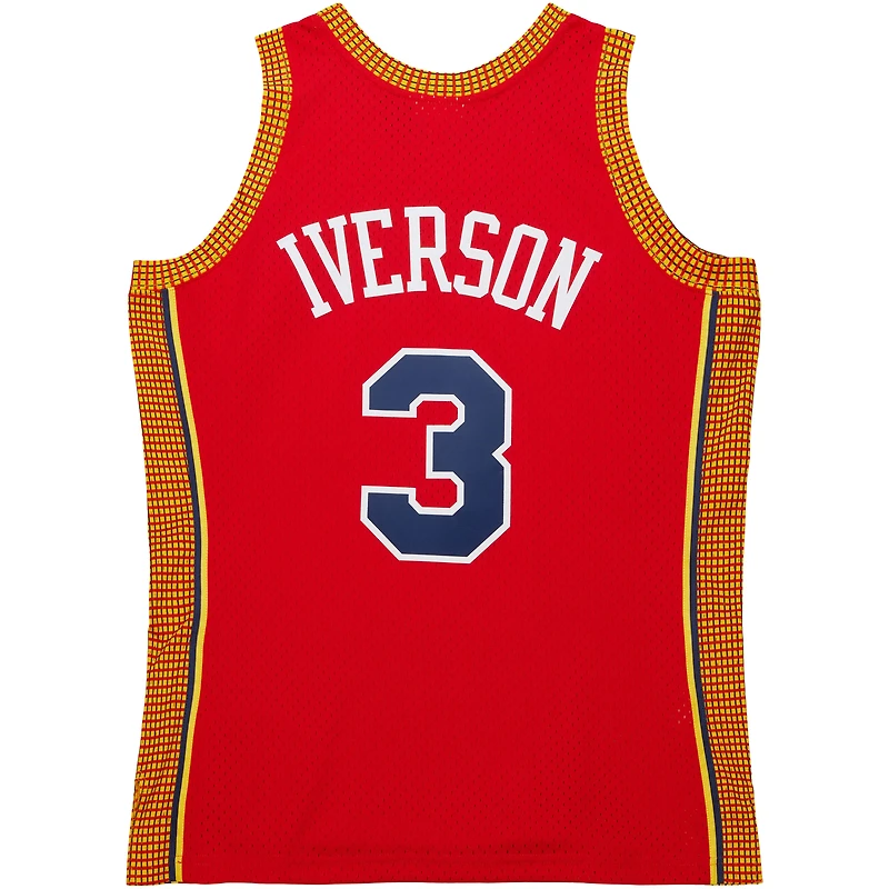 Maillot de joueur Swingman Throwback Mitchell & Ness Allen Iverson rouge Philadelphia 76ers 2004/05 pour hommes