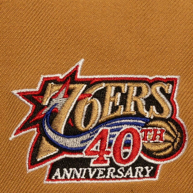 Casquette snapback Mitchell & Ness Bronze/Noir Philadelphia 76ers In the City Pro pour homme
