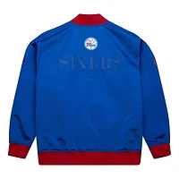 Veste en satin léger à boutons-pression Mitchell & Ness Royal Philadelphia 76ers Hardwood Classics Team OG 3.0 pour homme