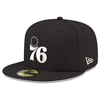Men's New Era Black/White Philadelphia 76ers 59FIFTY Fitted Hat