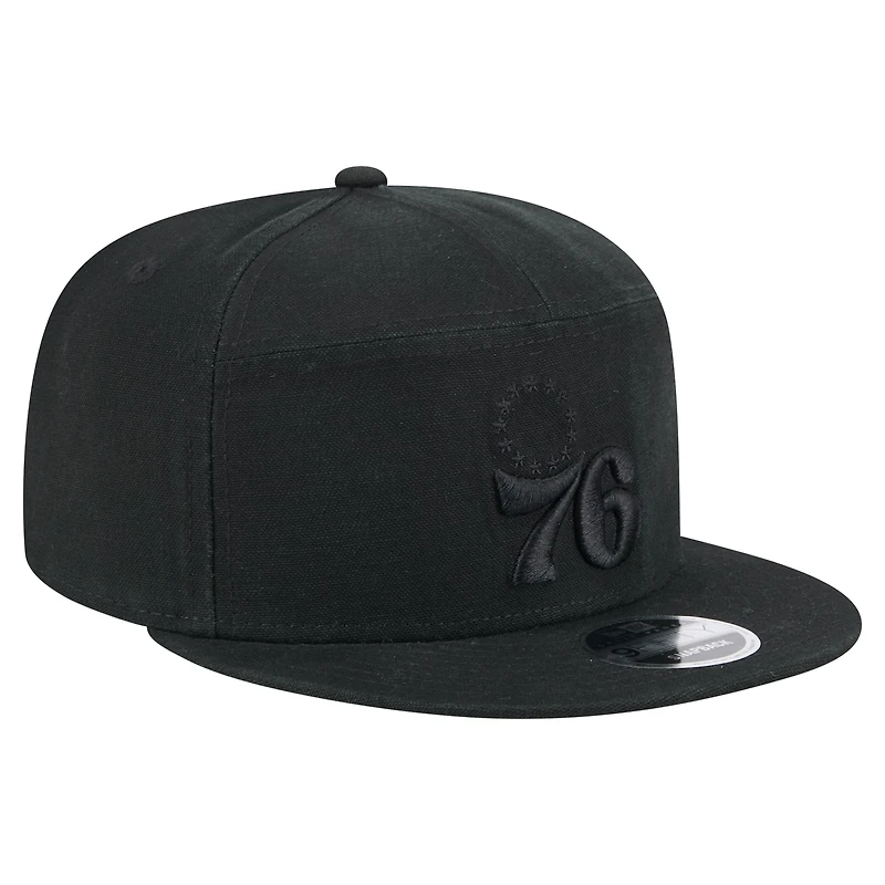 Casquette New Era noire à panneau fendu en toile Philadelphia 76ers Adventure 9FIFTY Snapback pour homme