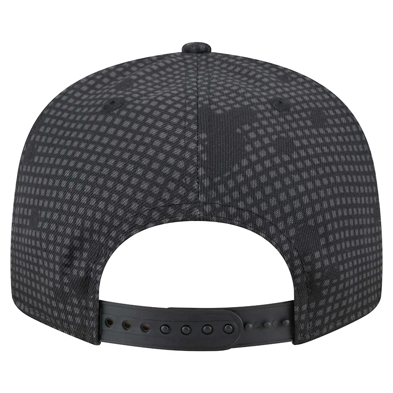 Men's New Era Black Philadelphia 76ers Midnight Ink Pop Outline 9FIFTY Snapback Hat