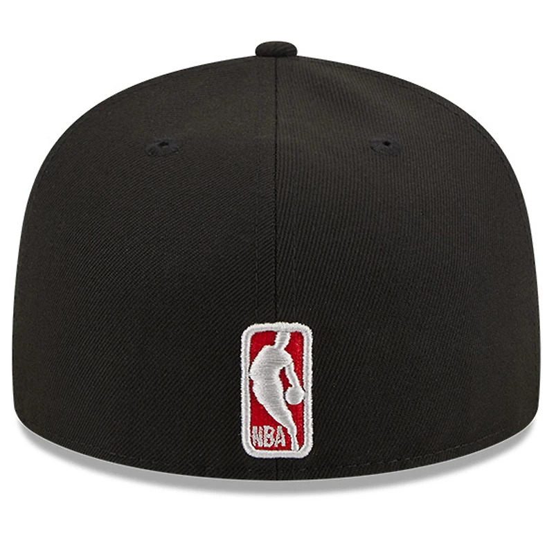 Casquette ajustée 59FIFTY matelassée noire Philadelphia 76ers New Era pour hommes