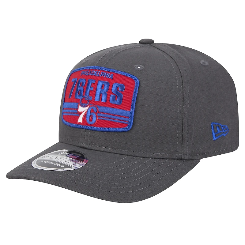 Casquette ajustable 9SEVENTY Team Elevated Patch Graphite Philadelphia 76ers New Era pour hommes