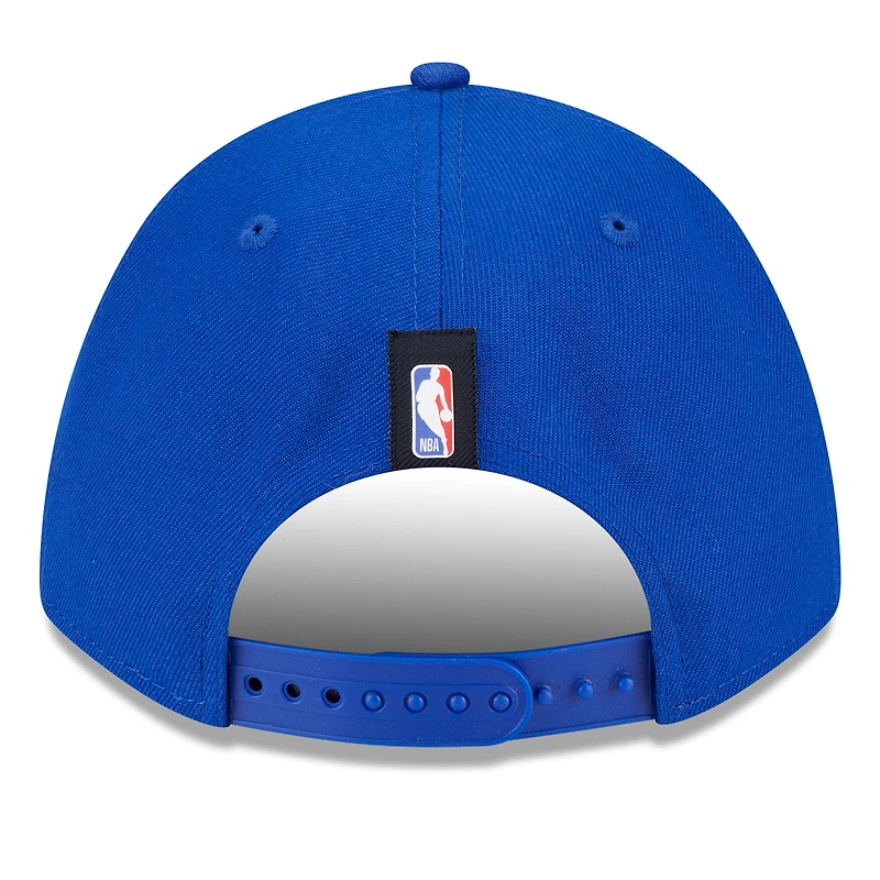 Casquette ajustable New Era Royal Philadelphia 76ers 2025 NBA Draft M-Crown A-Frame 9FORTY pour homme