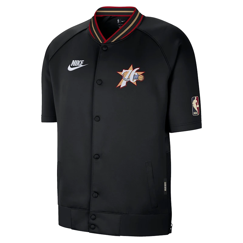 veste Nike pour homme, modèle Classic Edition Hardwood Classics, noire, les 76ers de Philadelphie. Authentique match à boutons-pression.