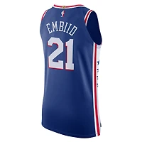 Maillot authentique Nike Joel Embiid Royal Philadelphia 76ers pour homme
