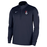 Pull Nike bleu marine Philadelphia 76ers 2025/26 City Edition Remix Authentic Coaches Dri-FIT à demi-zip pour homme