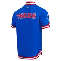 Veste d'échauffement classique à bouton-pression Pro Standard Royal Philadelphia 76ers pour hommes