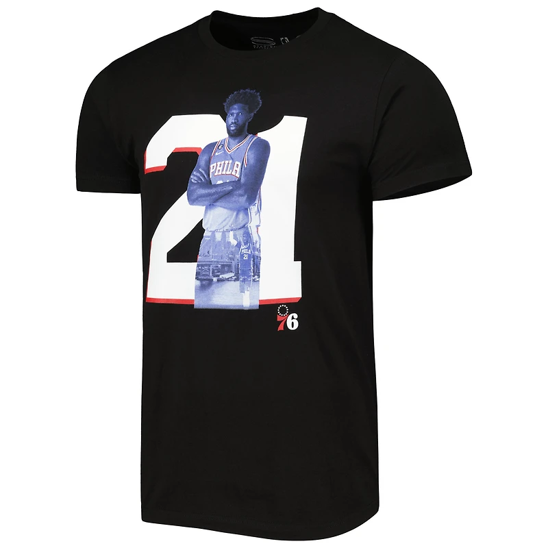 Joel Embiid Stadium Essentials pour homme Noir T-shirt métro joueur des Philadelphia 76ers