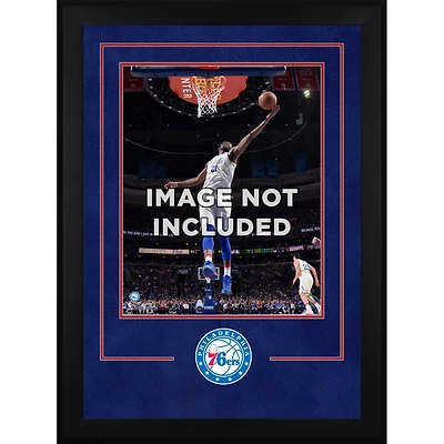 Cadre vertical de luxe 16'' x 20'' des Philadelphia 76ers avec logo de l'équipe