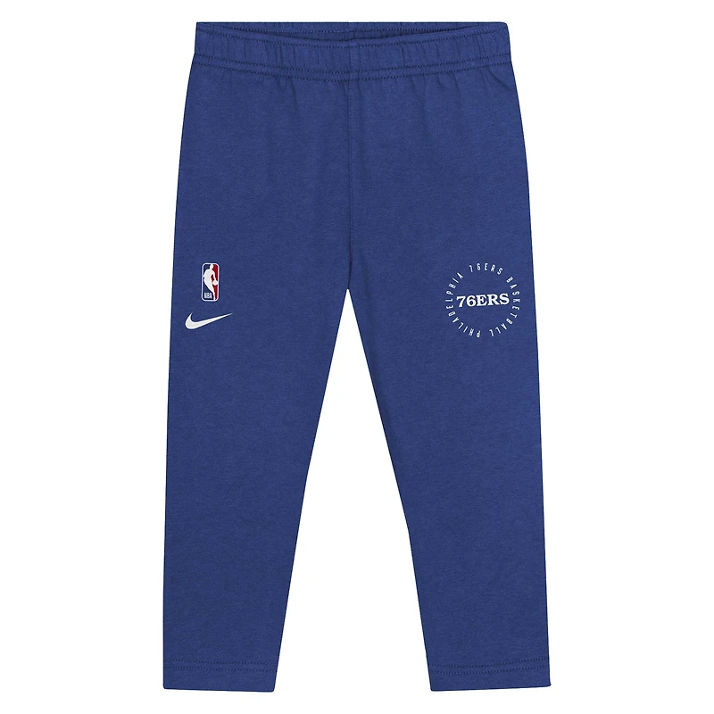 Ensemble sweat à capuche et pantalon de survêtement Nike Royal Philadelphia 76ers Practice Club pour tout-petit