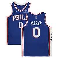 Maillot Nike Swingman Mixtape 2022 de Tyrese Maxey, bleu marine, Philadelphia 76ers, autographié par ce dernier