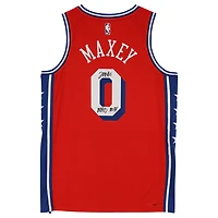 Maillot Jordan Brand Swingman rouge autographié par Tyrese Maxey des Philadelphia 76ers avec inscription « Mad Max » 2022-23
