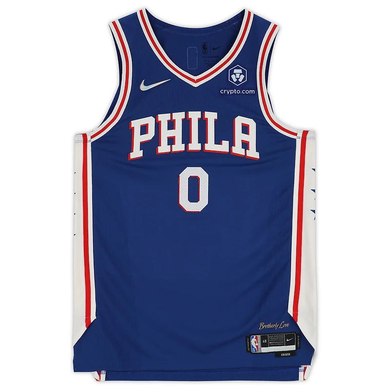 Maillot Nike Royal Icon 2020-21 dédicacé par Tyrese Maxey des Philadelphia 76ers avec patch authentique