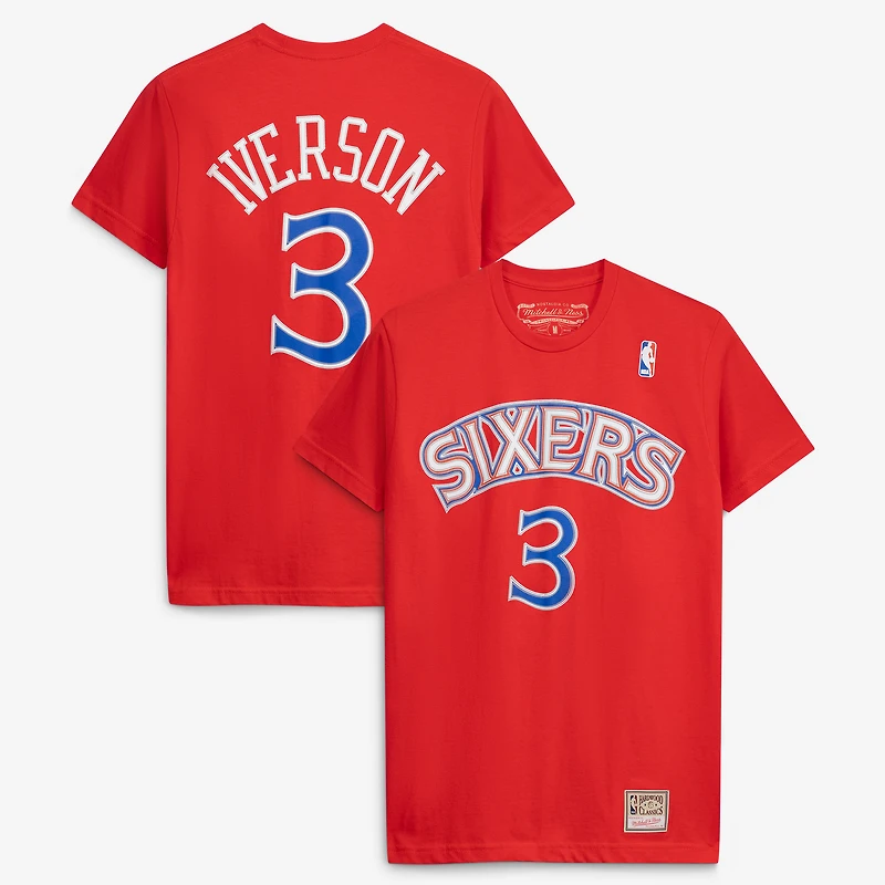 T-shirt unisexe Mitchell & Ness Allen Iverson rouge Philadelphia 76ers Hardwood Classics avec nom et numéro