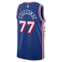 Maillot Swingman Nike VJ Edgecombe Royal Philadelphia 76ers unisexe - Édition Icon