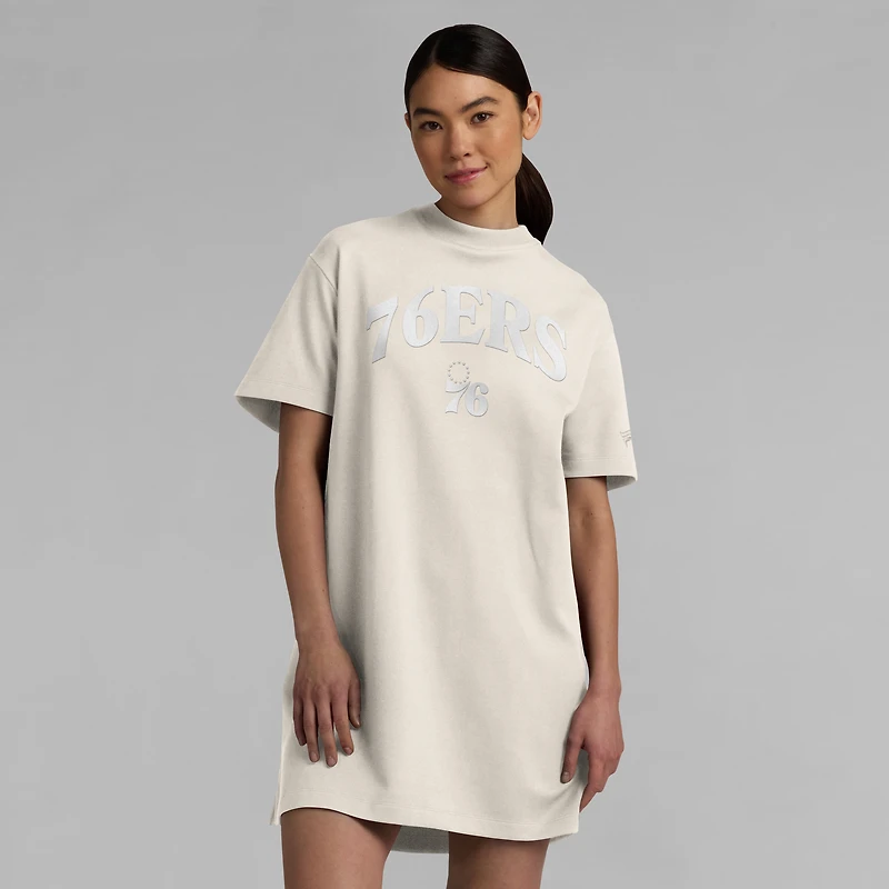 Robe t-shirt à trois mélanges Elements Go de Philadelphia 76ers pour femme la marque Fanatics Cream