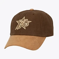 Casquette Mitchell & Ness marron Philadelphia 76ers Lux Chain Strapback réglable pour femme