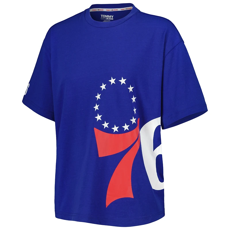 T-shirt Tommy Jeans pour femme Royal Philadelphia 76ers Bianca