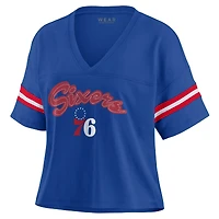 T-shirt à col en V blocs de couleurs pour femme WEAR by Erin Andrews Royal Philadelphia 76ers grande taille