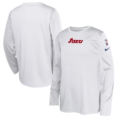 T-shirt de tir à manches longues Nike pour jeunes Philadelphia 76ers 2024/25 City Edition Performance d'avant-match blanc
