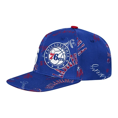 Casquette Snapback Youth Outerstuff Royal Philadelphia 76ers Street Hooper à imprimé intégral