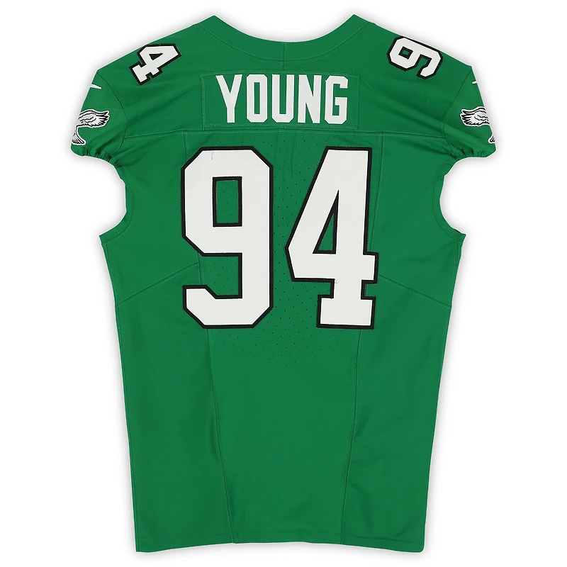 Maillot vert Kelly n° 94 porté par Byron Young (Philadelphia Eagles) lors du match contre les New York Giants le 26 octobre 2025