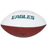 Ballon de football Franklin White Panel autographié par Carli Lloyd des Eagles de Philadelphie de l'USWNT avec l'inscription « Fly Eagles Fly »